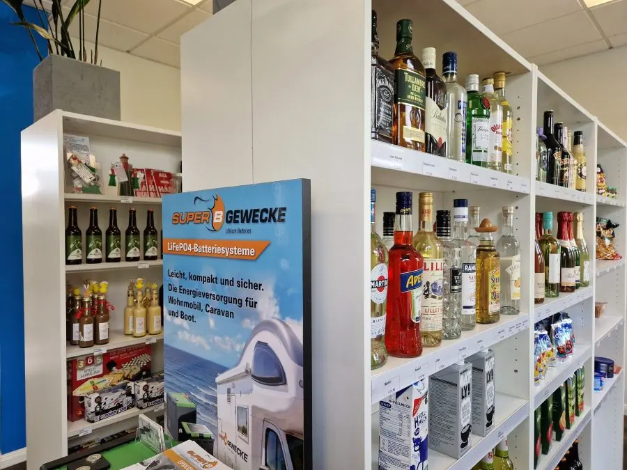 Drycker och förnödenheter i Bunthaus-butiken